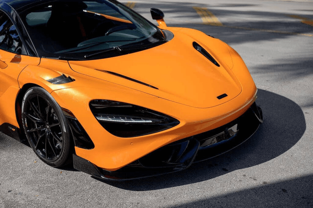 McLaren 765LT