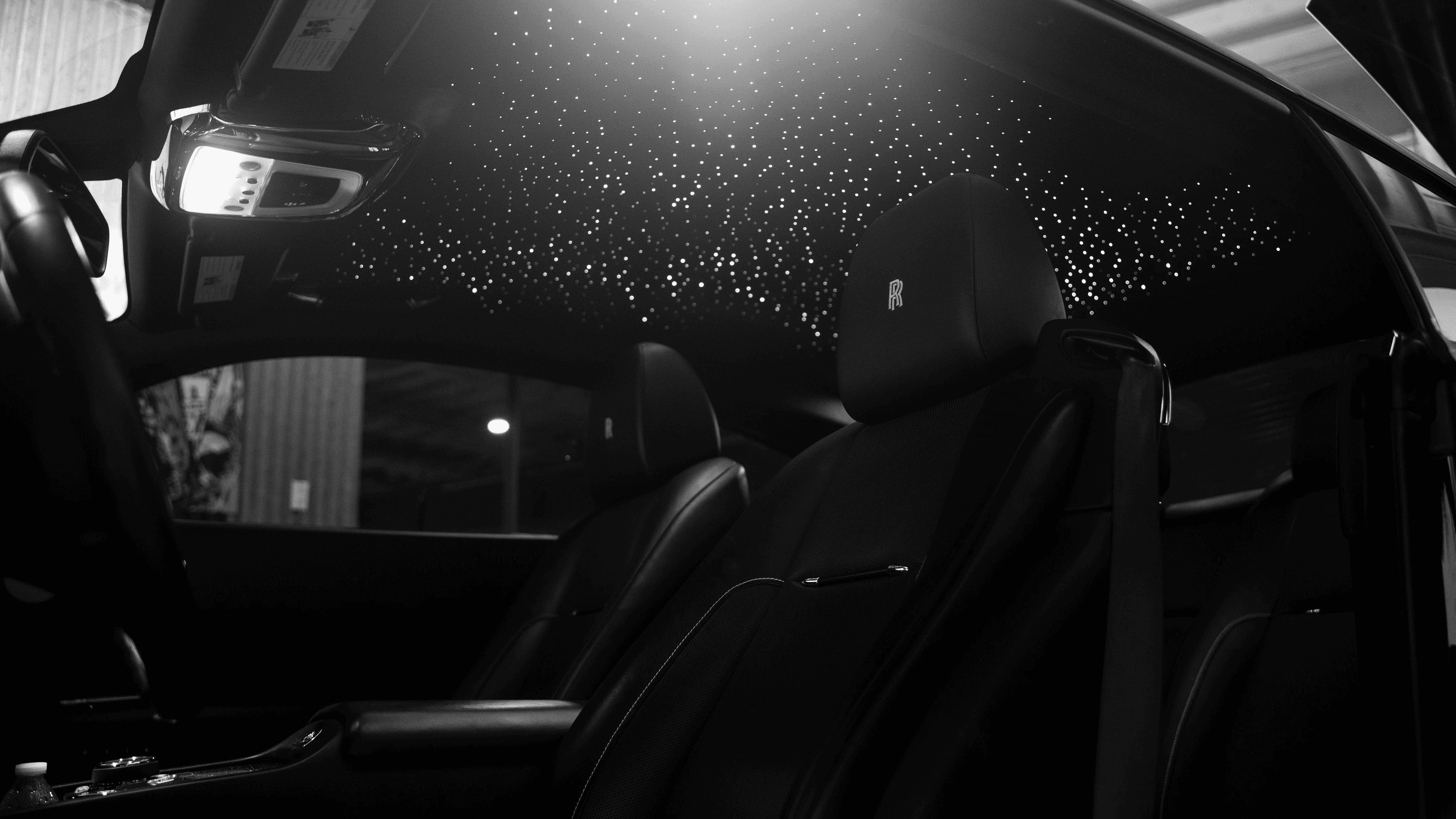 Rolls-Royce Wraith preload previous